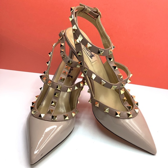 Shoes - Rockstud Patent Leather Pumps